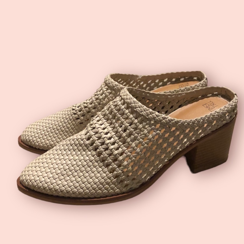 *NEW* Woven Women Boots
